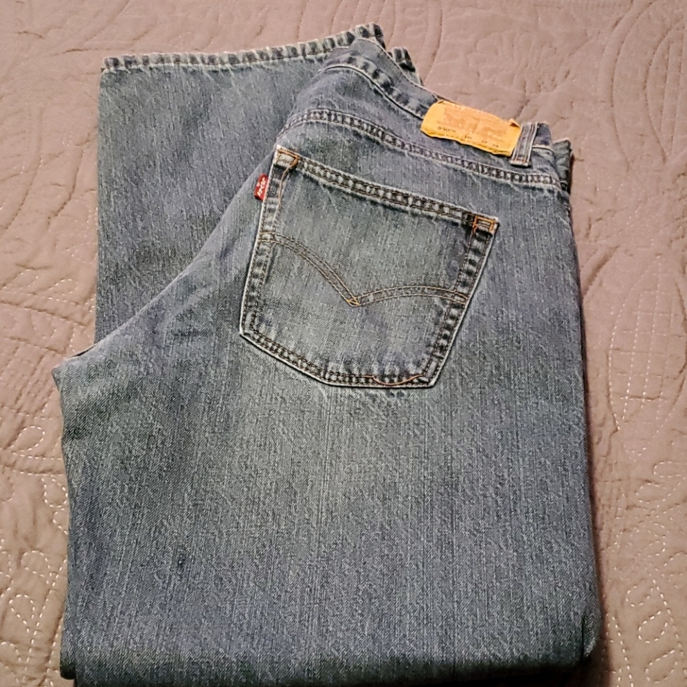 550 Levi's  33X28...boys 14H
